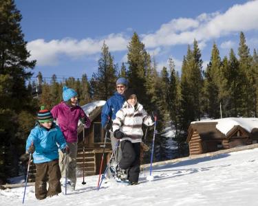 Snowshoe Tours & Rentals in Aspen / Snowmass