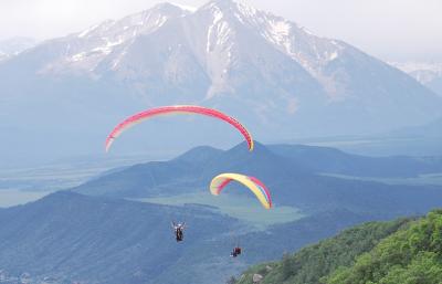 Paragliding in Keystone